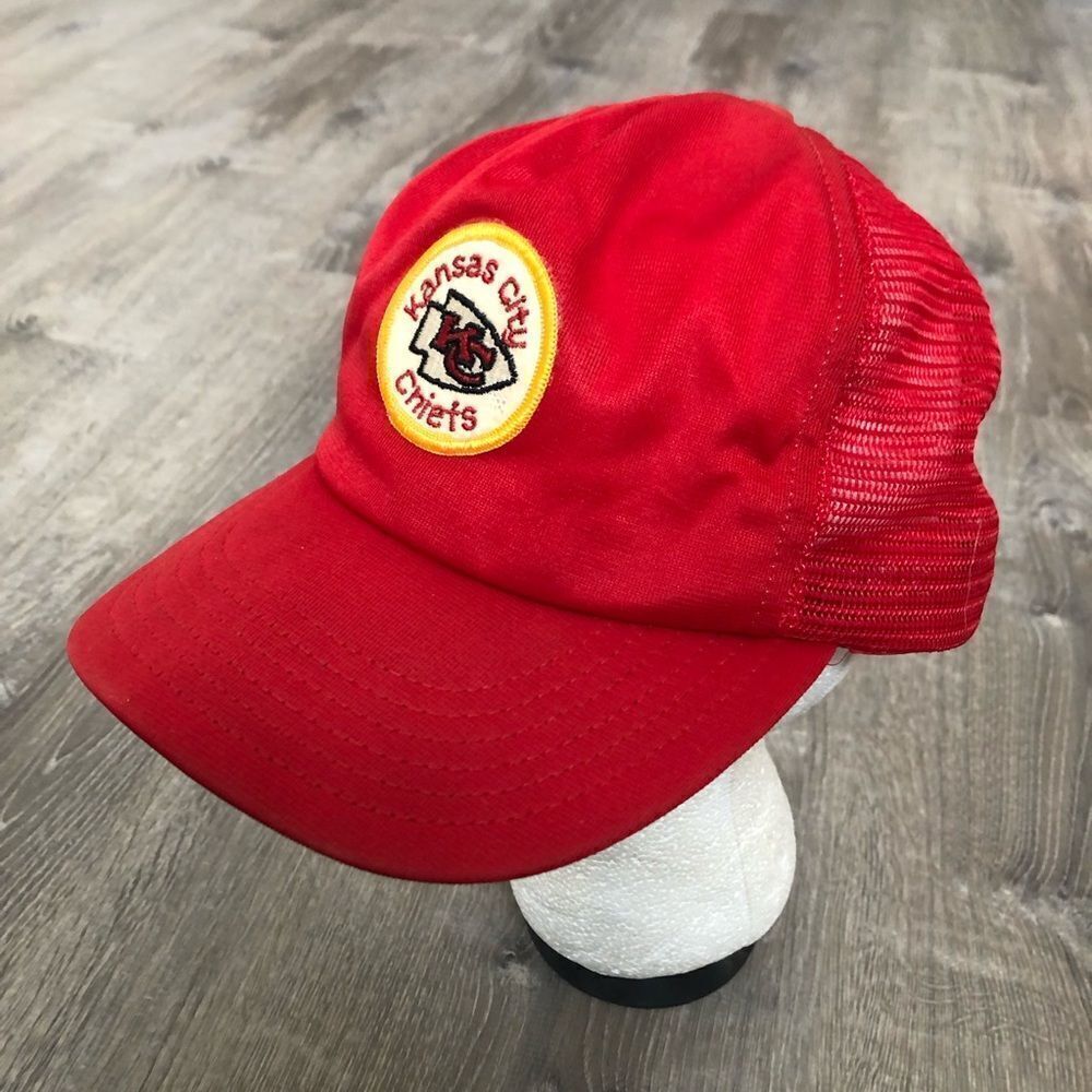 Vintage Kansas City Chiefs Patch NFL Mesh Trucker Baseball Snapback Hat Cap Read